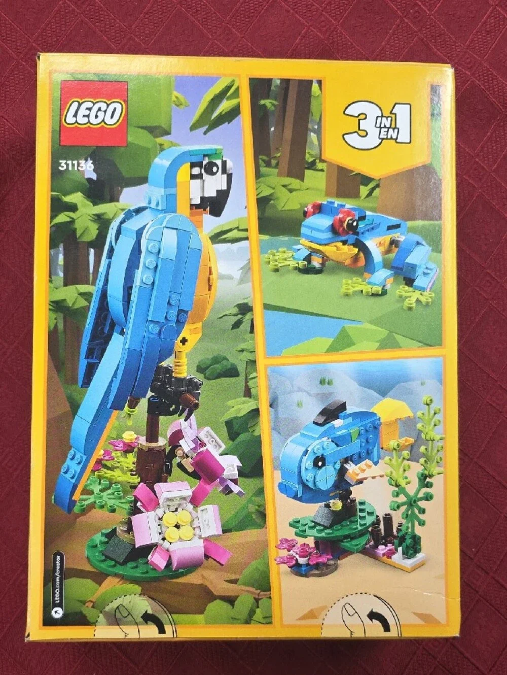 LEGO Exotic Parrot Set - Blue, Yellow & Pink Accents